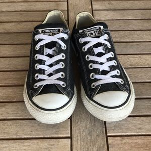 Black Converse